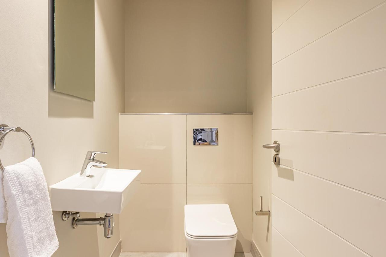 Spacious Family Apartment In Docklands, De Waterkant เคปทาวน์ ภายนอก รูปภาพ