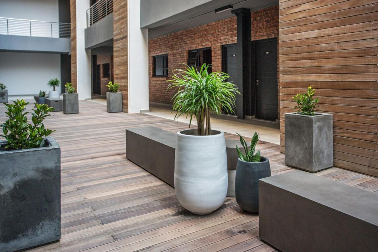 Spacious Family Apartment In Docklands, De Waterkant เคปทาวน์ ภายนอก รูปภาพ