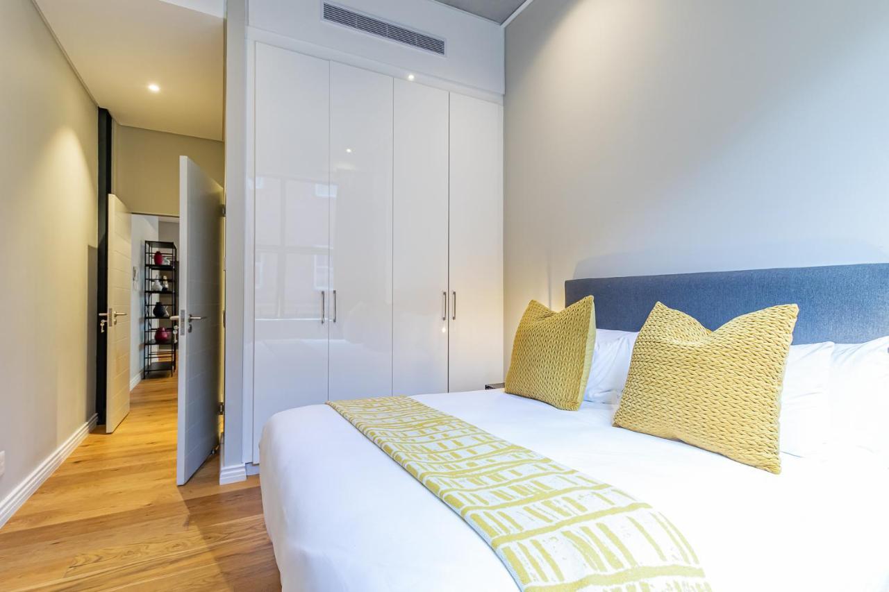 Spacious Family Apartment In Docklands, De Waterkant เคปทาวน์ ภายนอก รูปภาพ